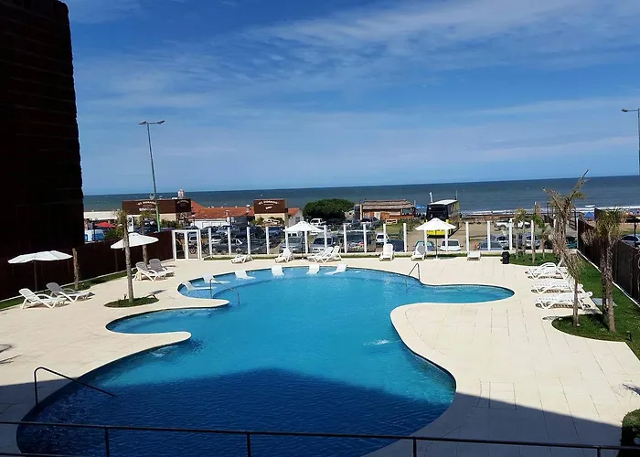 Hotel Reviens