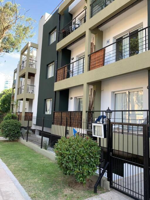 Apartamento Centrico Luminoso En Apartamento Pinamar