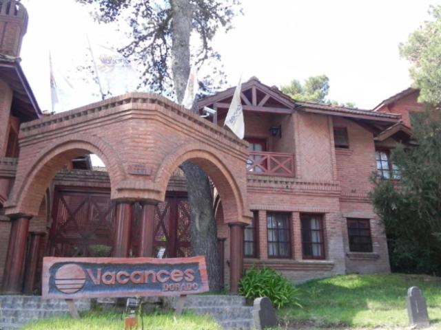 Dorado Aparthotel 3*
