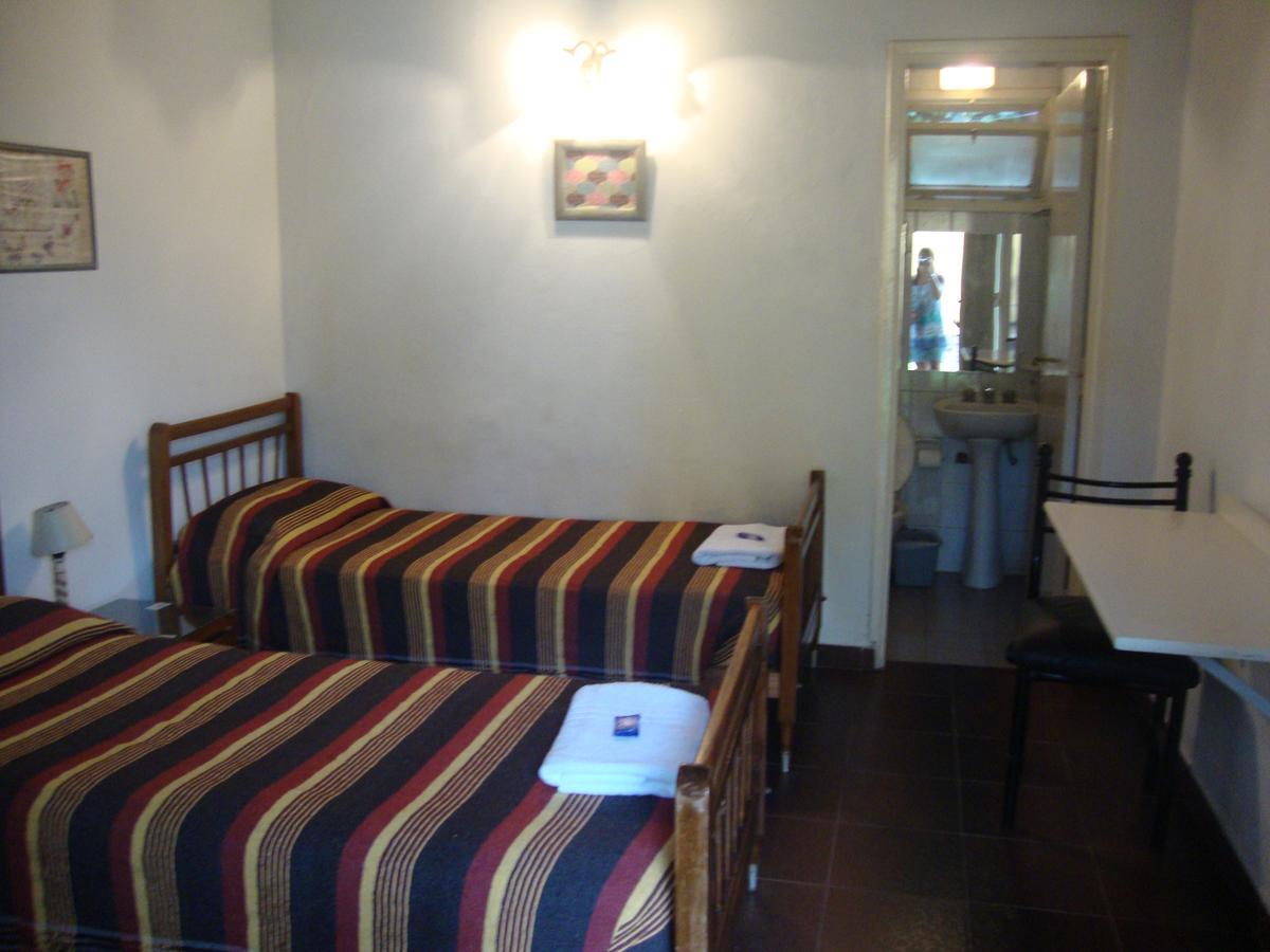 Hotel Acacia *