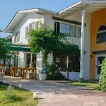 África Posada