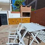 Duplex Besugo, Con Patio Y Parrilla
