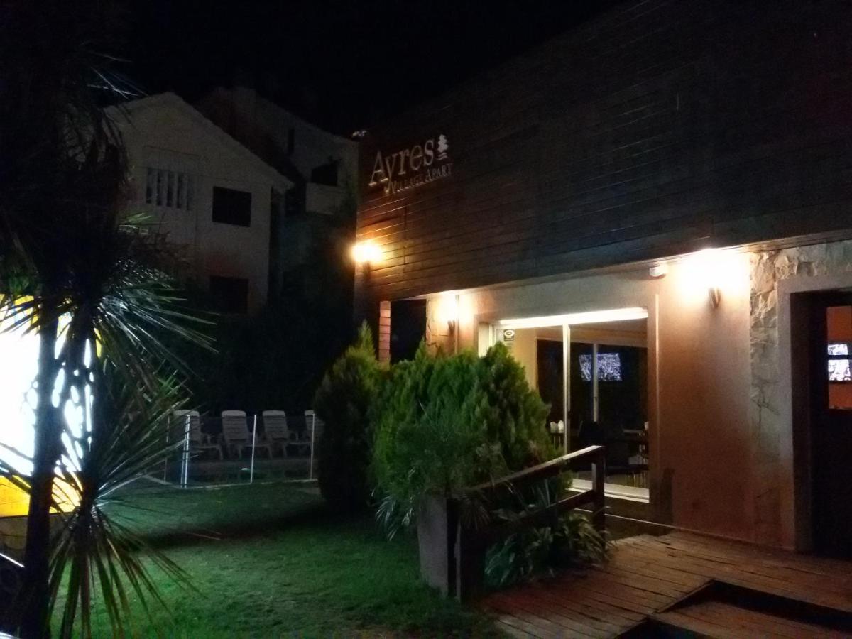 Ayres Village 3*
