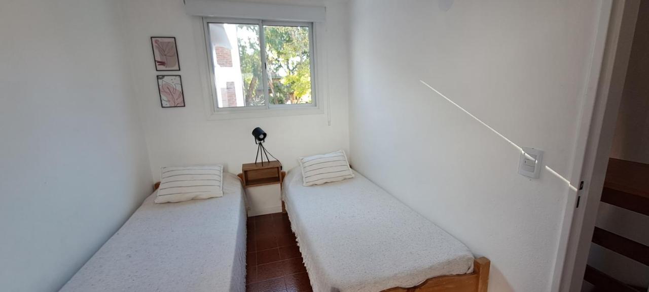 Apartamento Duplex Besugo, Con Patio Y Parrilla Pinamar