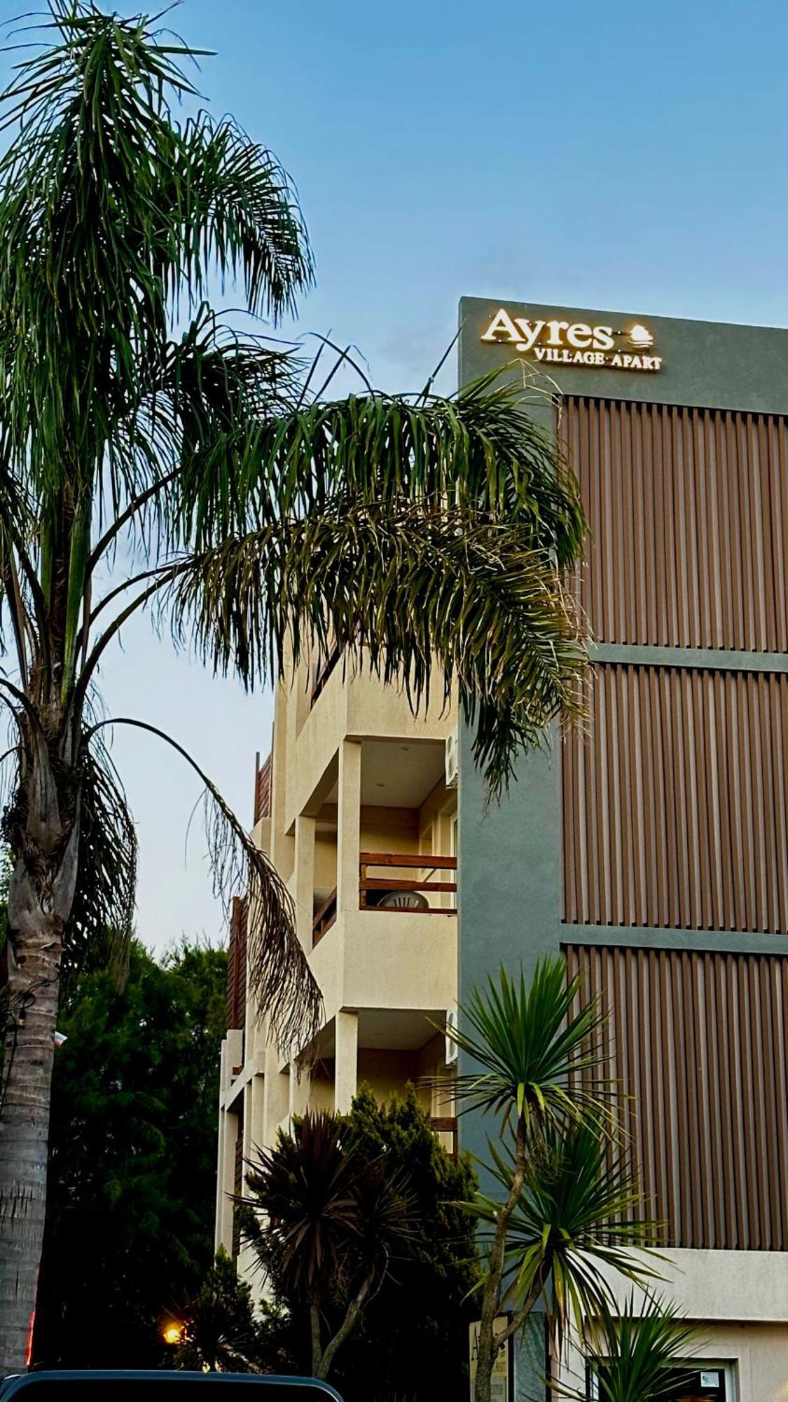 Ayres Village Apartahotel