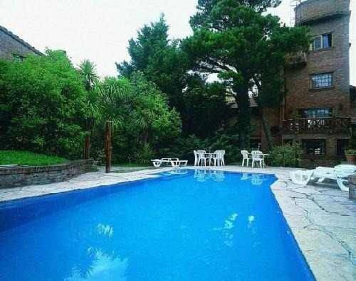 Golf Aparthotel 3*