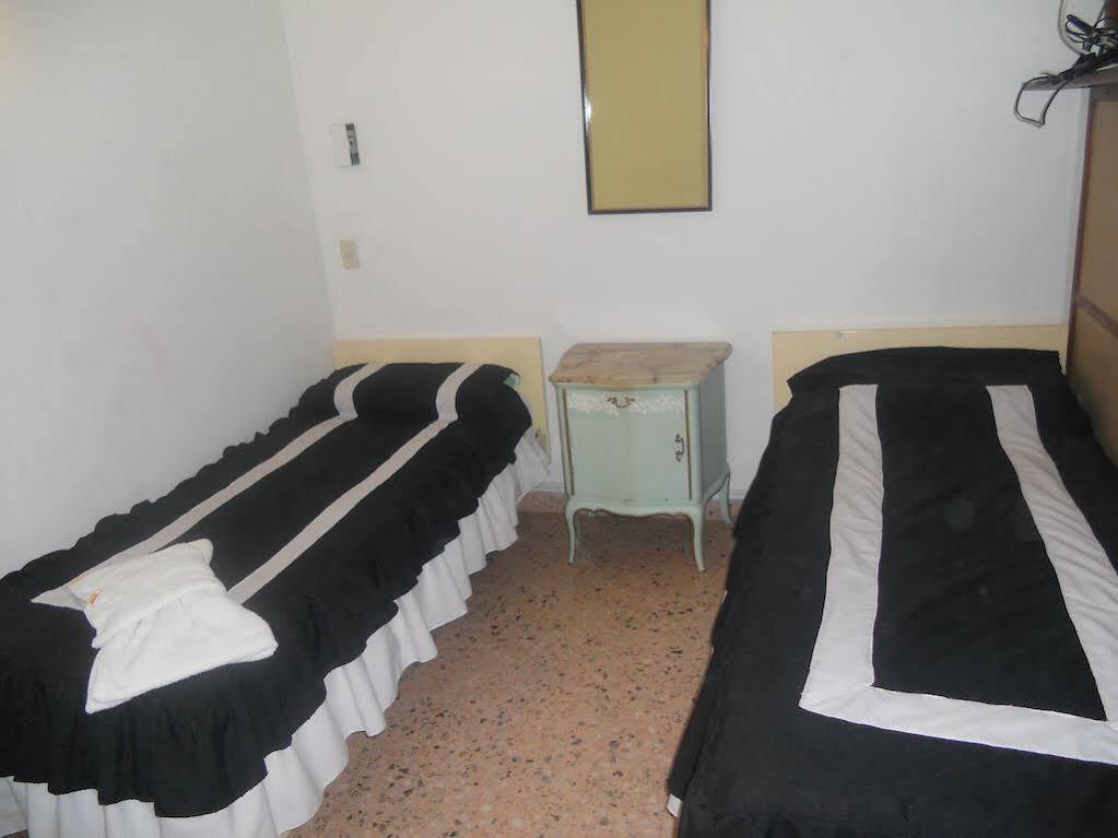 Apartahotel America 3*